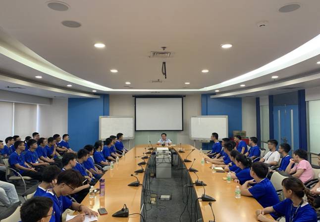 風(fēng)華高科與2019屆大學(xué)生座談